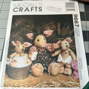 McCalls crafts Straw Stockings piggie pattern